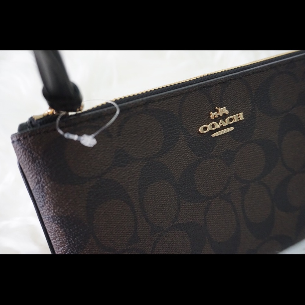COACH wristlet last price!!
